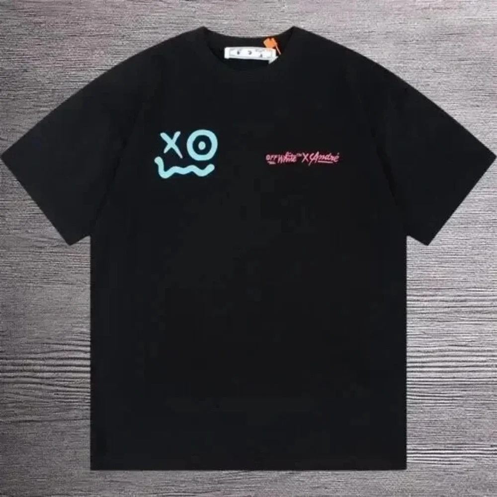 Off-White Men's Black Short Sleeve T-Shirt - Picture 2 of 4